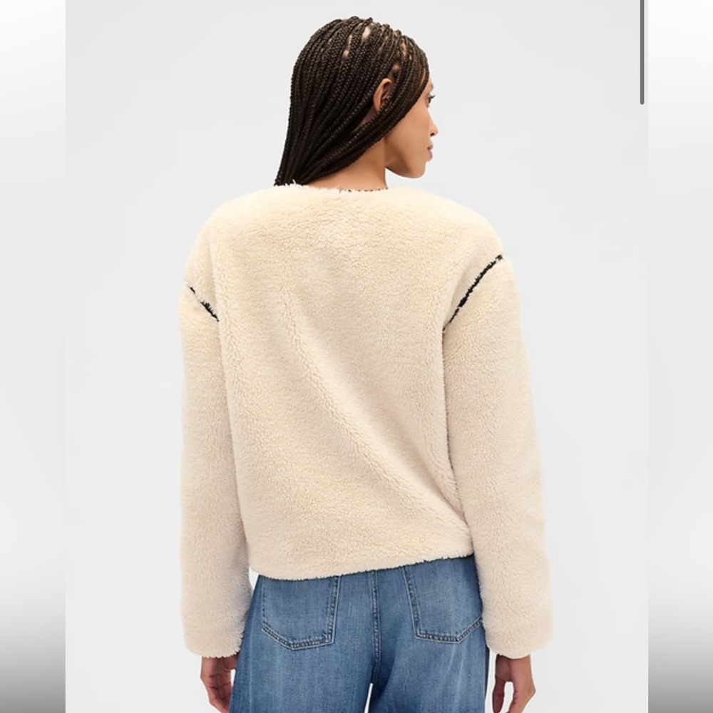 Gap Relaxed Sherpa Jacket - Birch White - Picture 3 of 6
